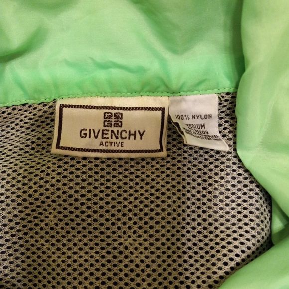Vintage Givenchy jogging jacket, size medium - Picture 3 of 3